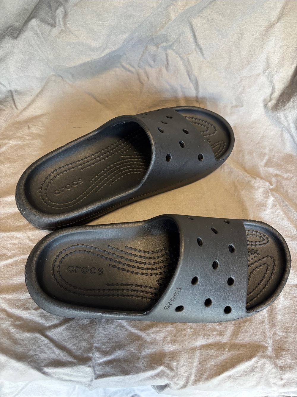 CROCS Black Classic Slide Clogs